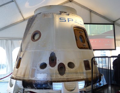 Dragon capsule