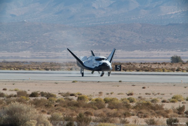 Dream Chaser landing