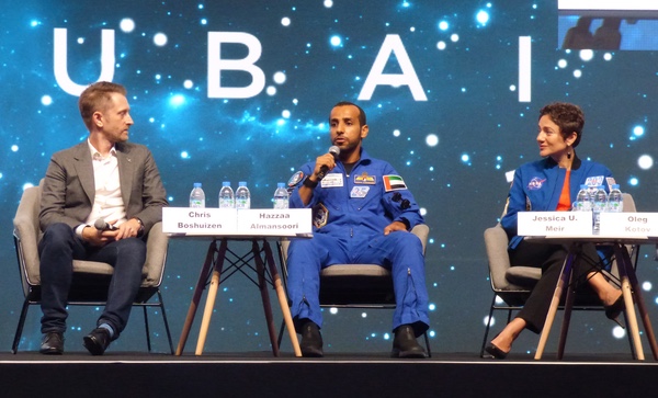 astronaut panel